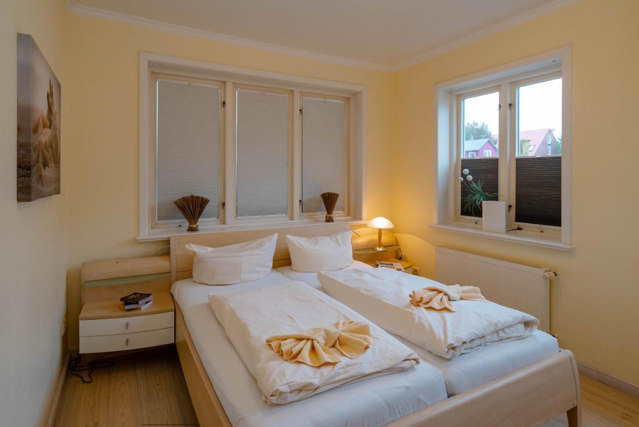 Ferienwohnung Kaept'N เวสเทอร์แลนด์ ภายนอก รูปภาพ